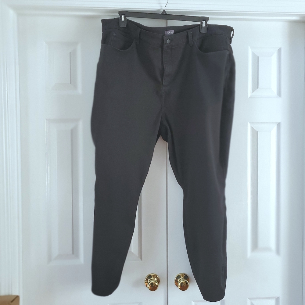 NYDJ Alina Skinny Black Jeans 26W